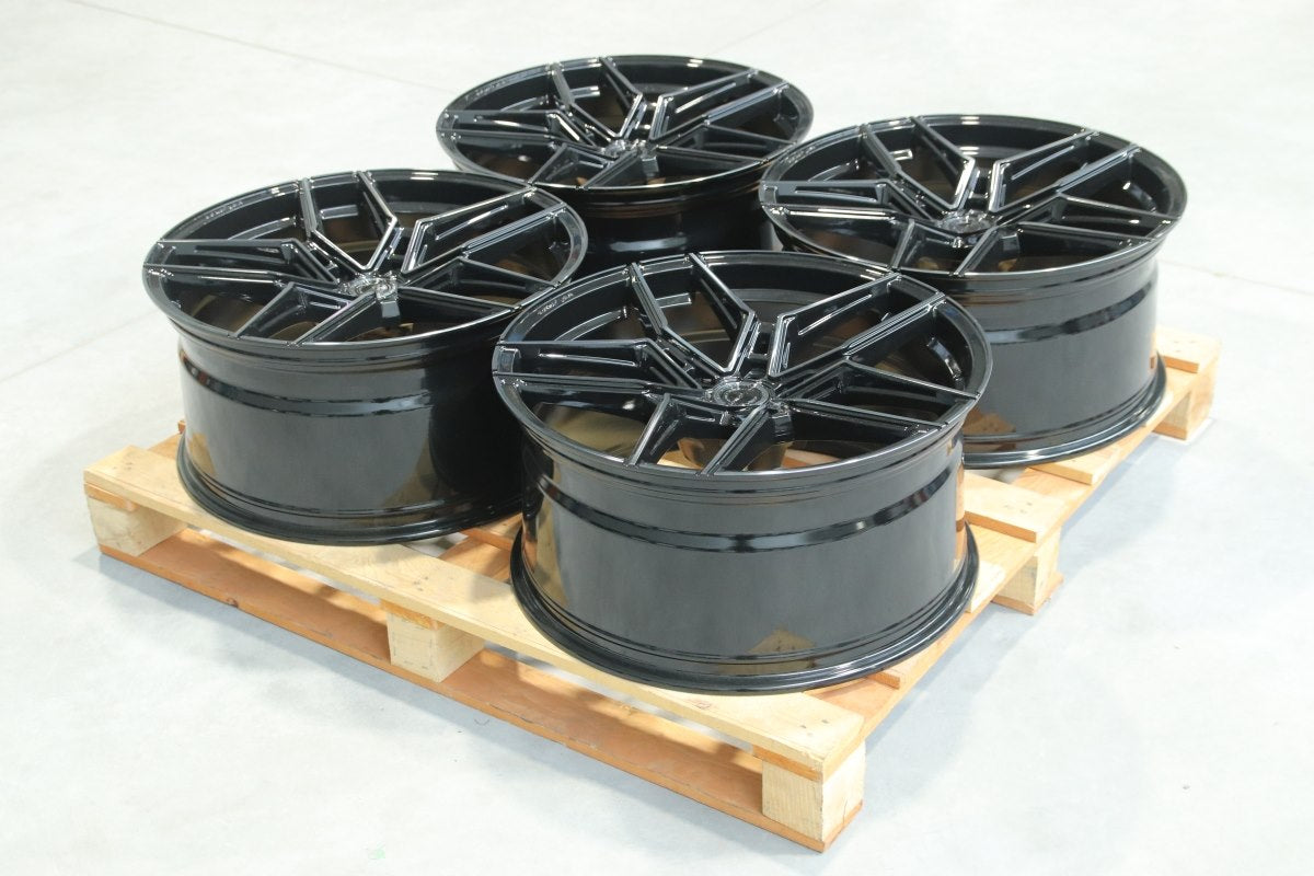 Set of CVR5 22x10