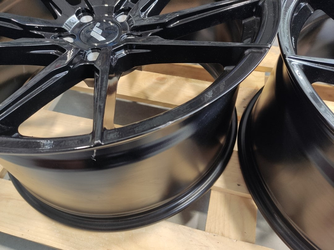 Set of JR21 20x10 ET20 + 20x11 ET25 5x114