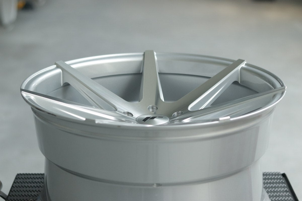JR Wheels JR20 20x11 Silver Machined