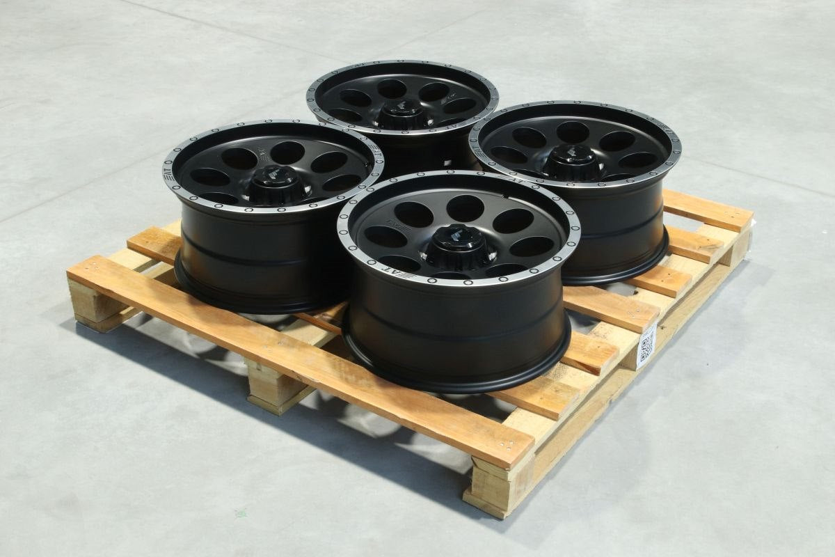 Set of JRX4 18x9 ET20 6x139
