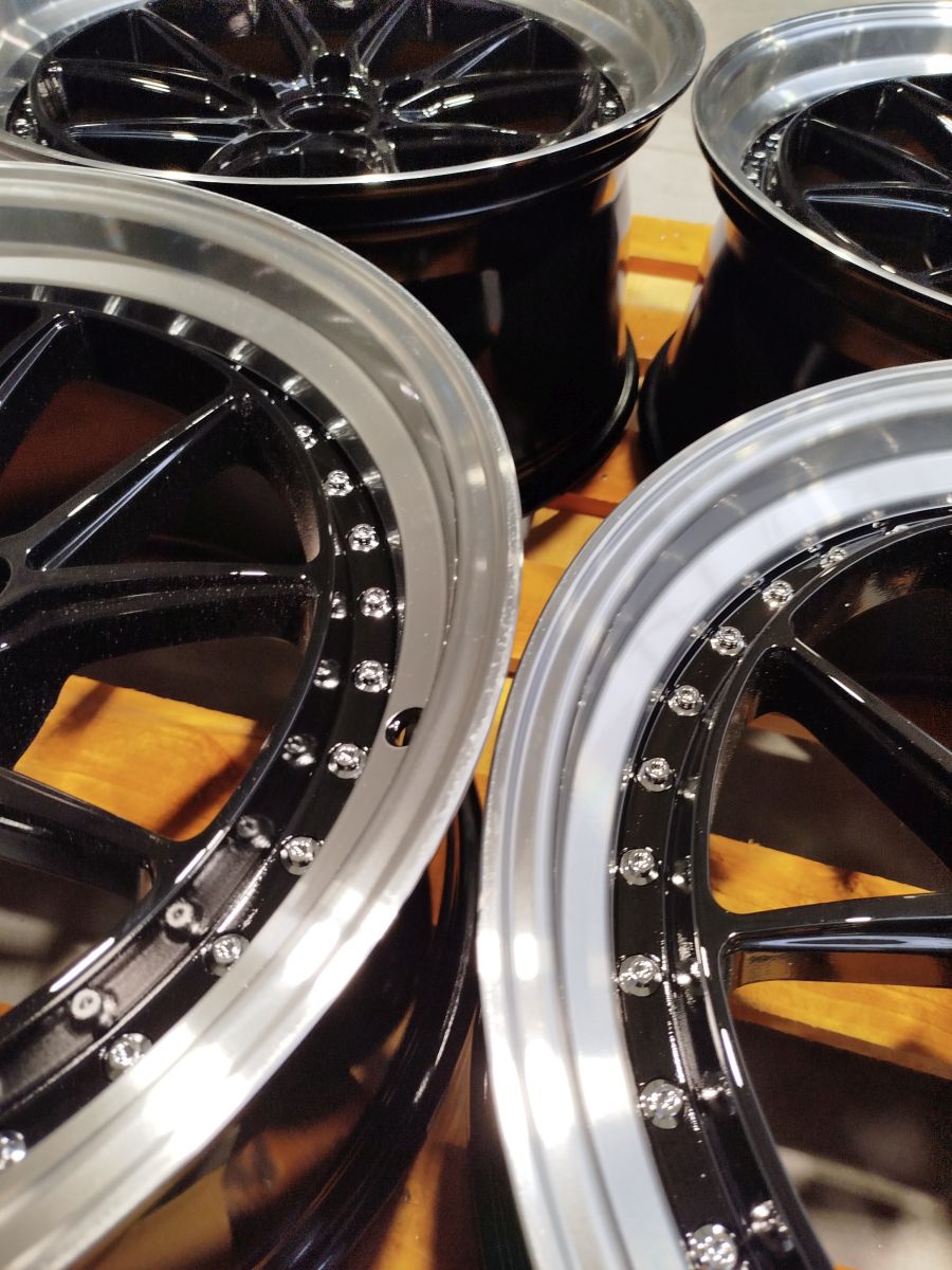 Set of JR39 19x8