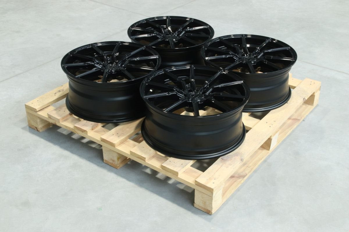 Set of CVR4 19x8 ET27 5x114