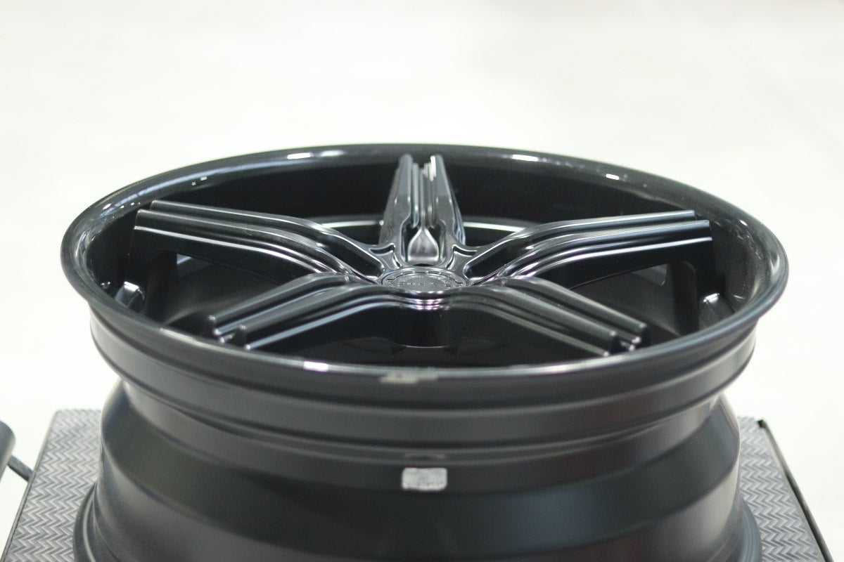 Concaver CVR9 21x9 Matt Black