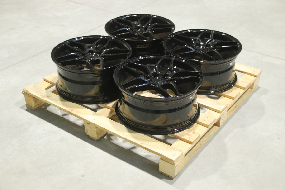 Set of CVR3 19x8