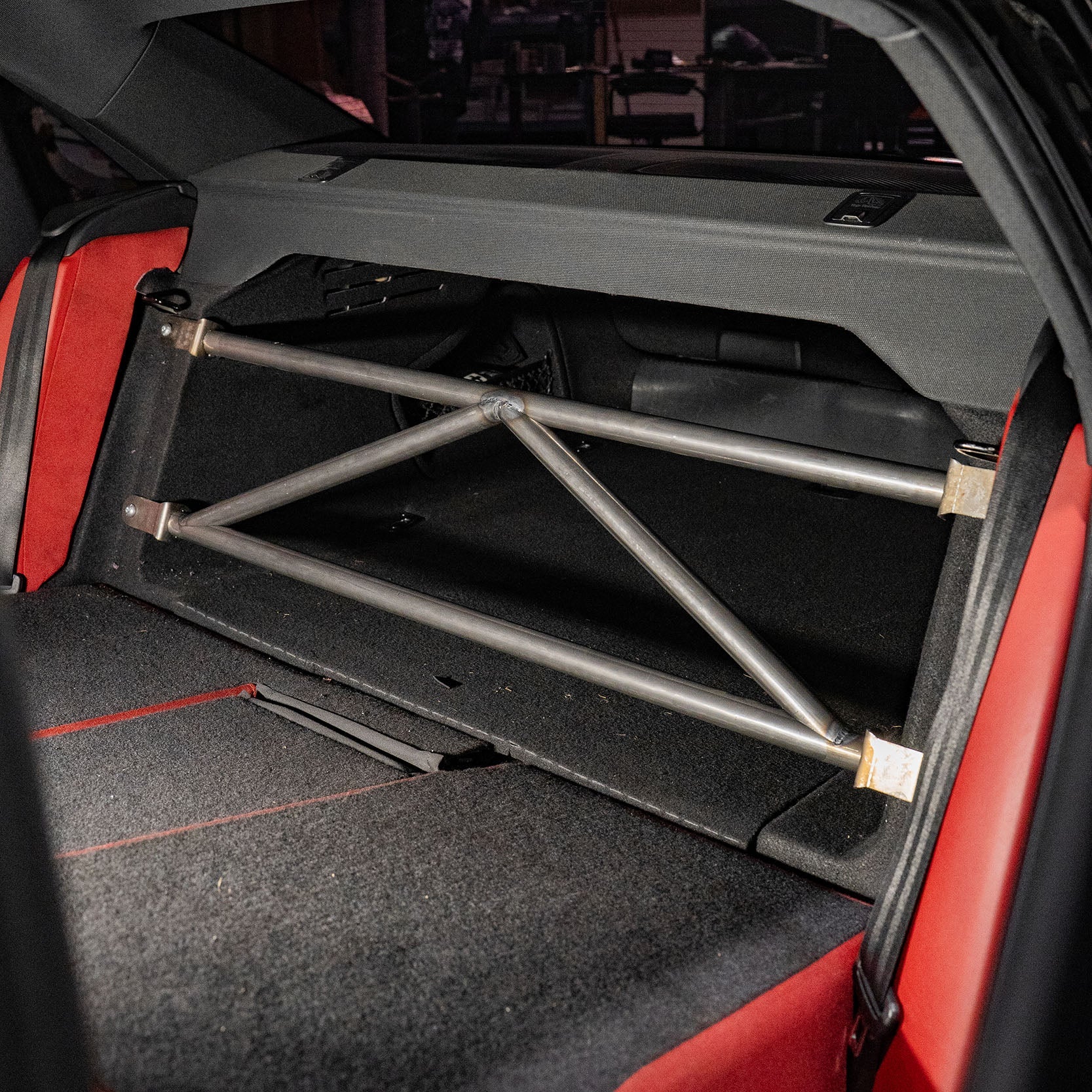 K-Brace - Audi A4 / S4 B9 Saloon Rear Strut Brace