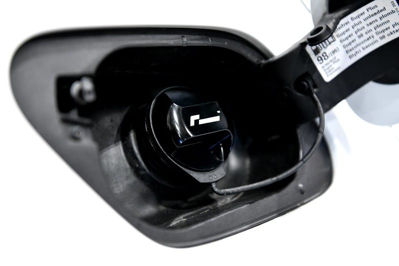 Racingline Billet Fuel Cap (Push-twist Style Cap) – VWR19G711