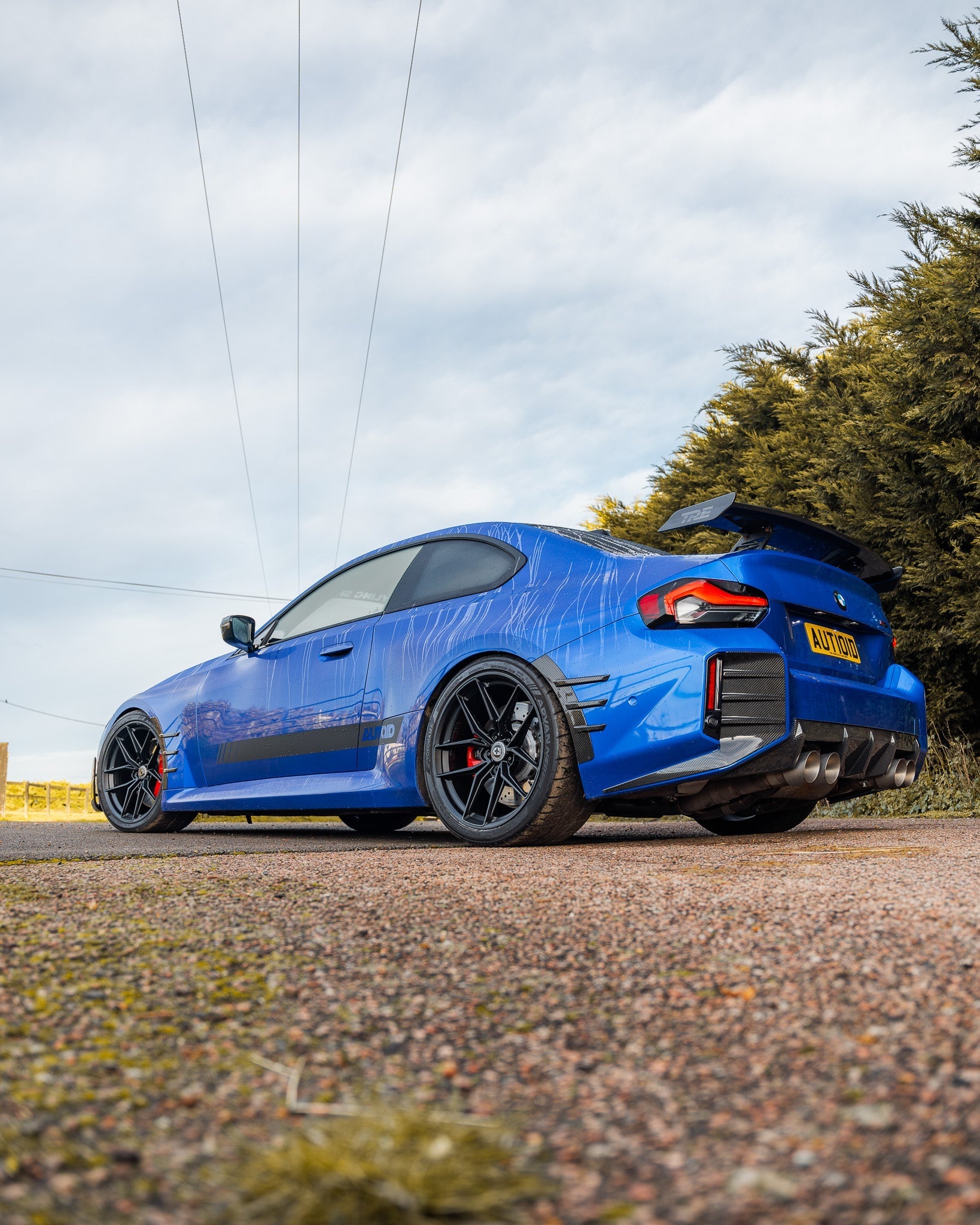 TRE BMW M2 G87 Pre-Preg Carbon Fibre Rear Side Fender Trim Spats (2023+)