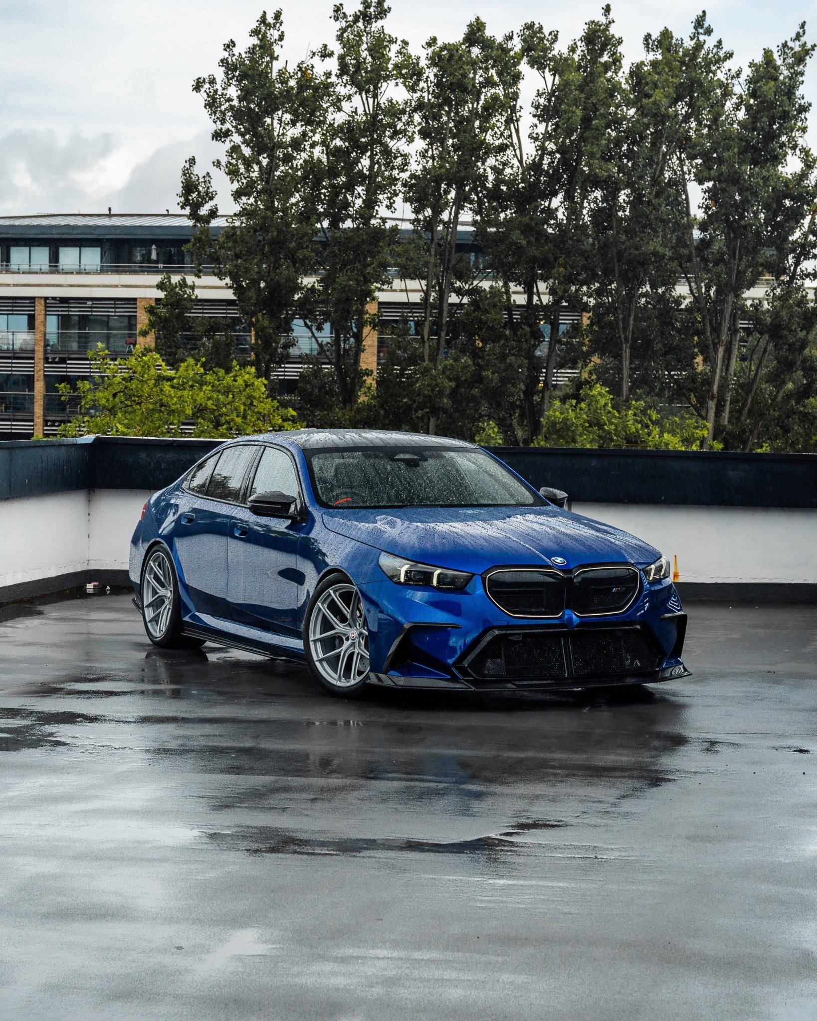 TRE BMW M5 G90 G99 Pre-Preg Carbon Fibre PR-1 Front Lip