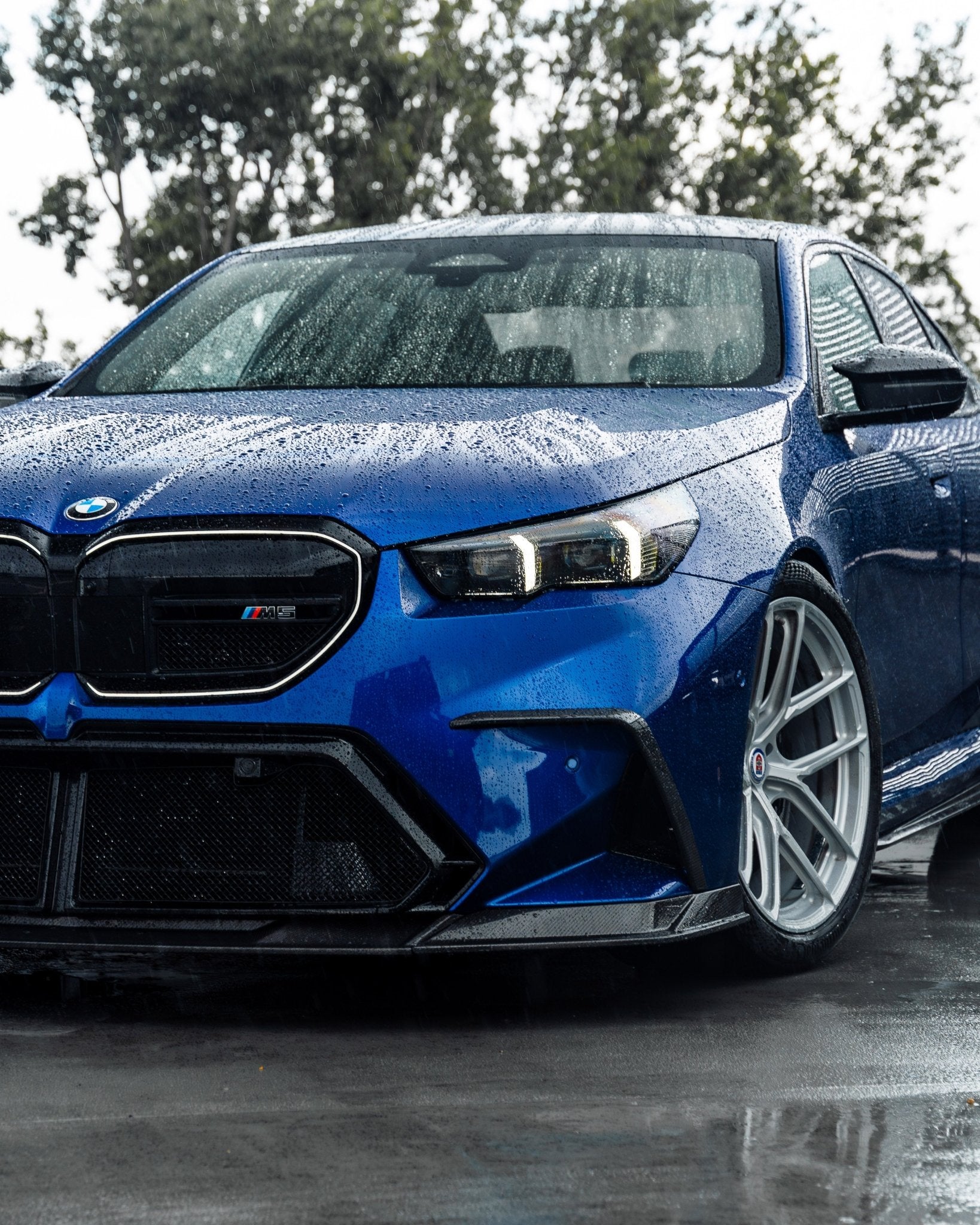 TRE BMW M5 G90 G99 Pre-Preg Carbon Fibre PR-1 Front Lip