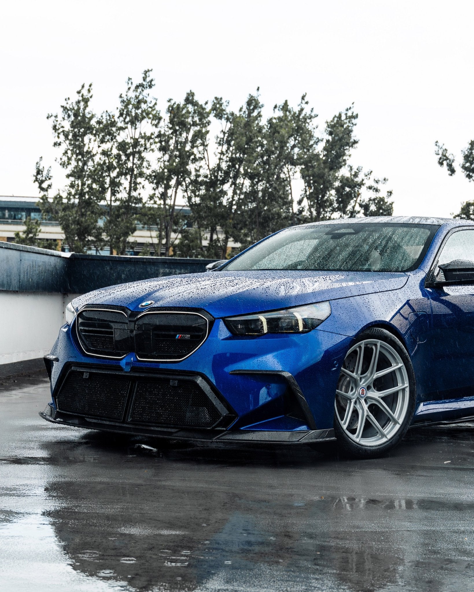 TRE BMW M5 G90 G99 Pre-Preg Carbon Fibre PR-1 Front Lip