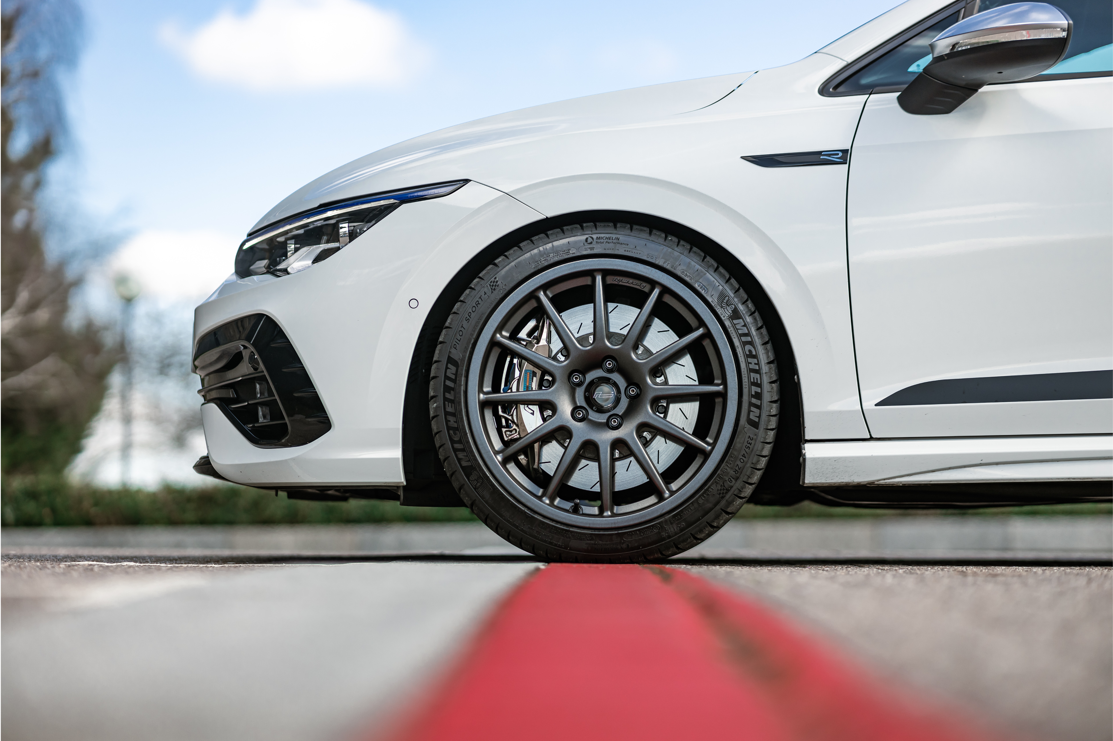 Racingline Cup Edition Wheels 18×8.5j – 5×112 (57.1CB) – ET45
