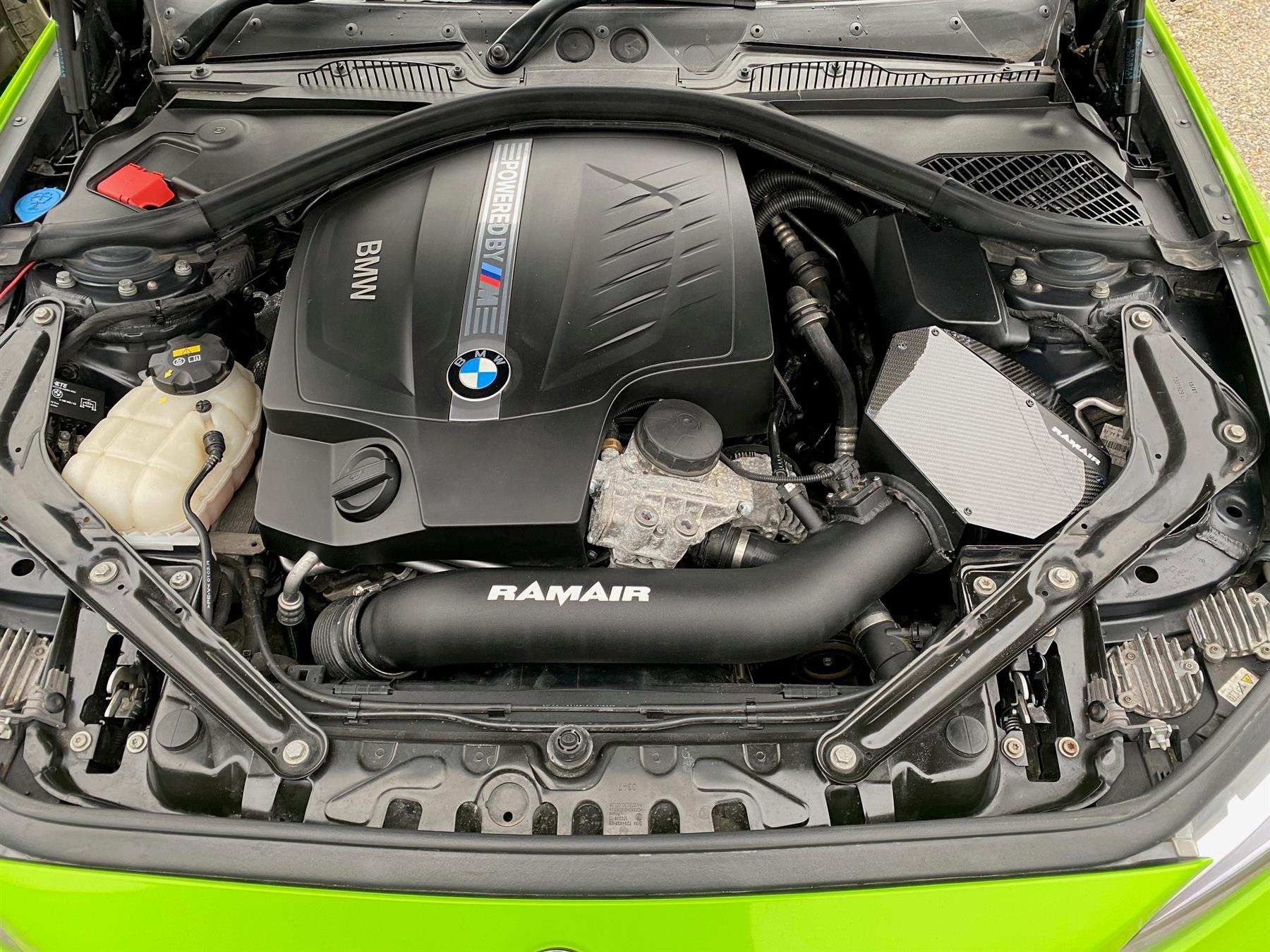 Performance Pleated Induction Kit With Carbon Lid to fit BMW 135i 235i M2 3.0T N55 - Performance HQ - United Kingdom