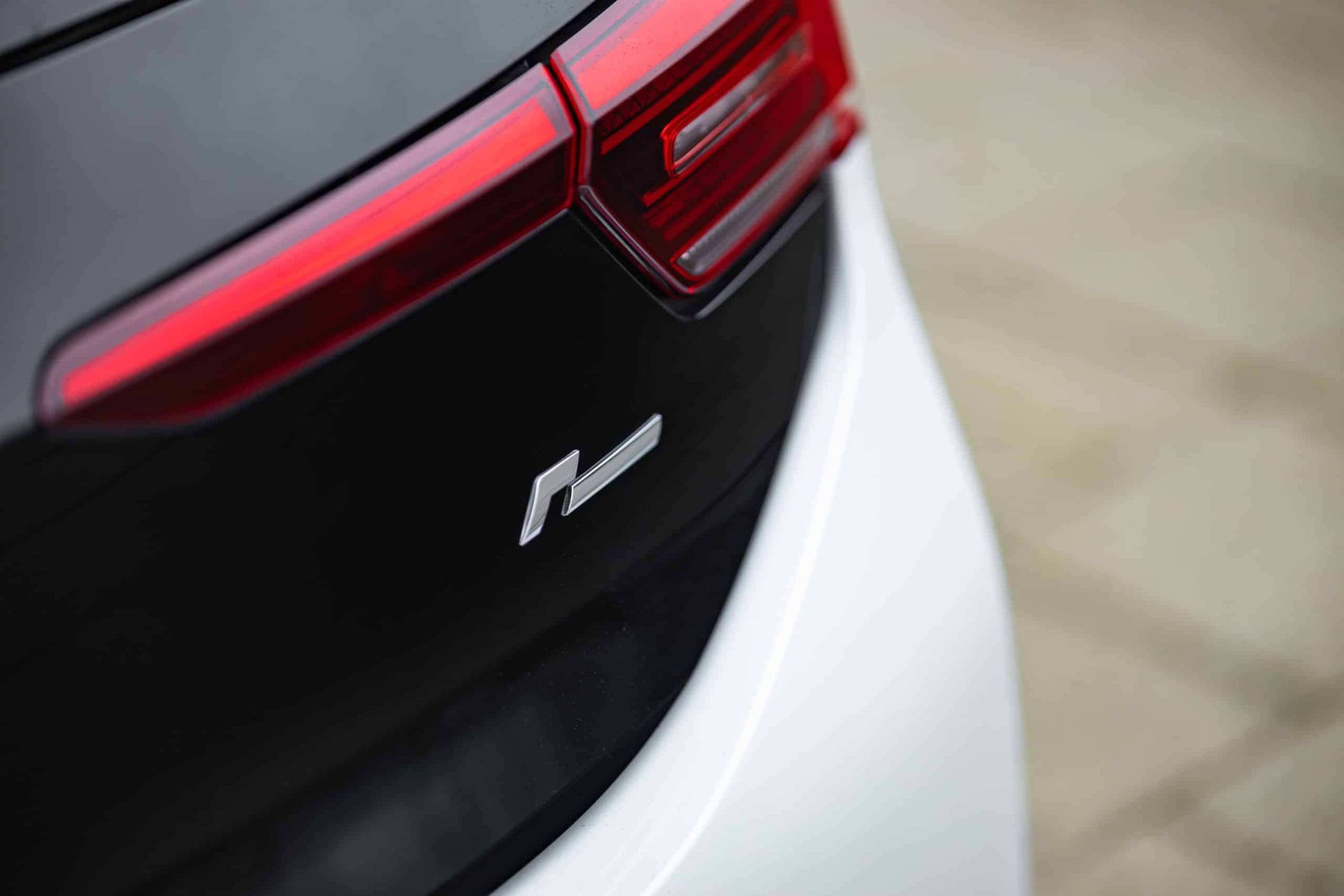 Racingline Logo Badge - Performance HQ - United Kingdom